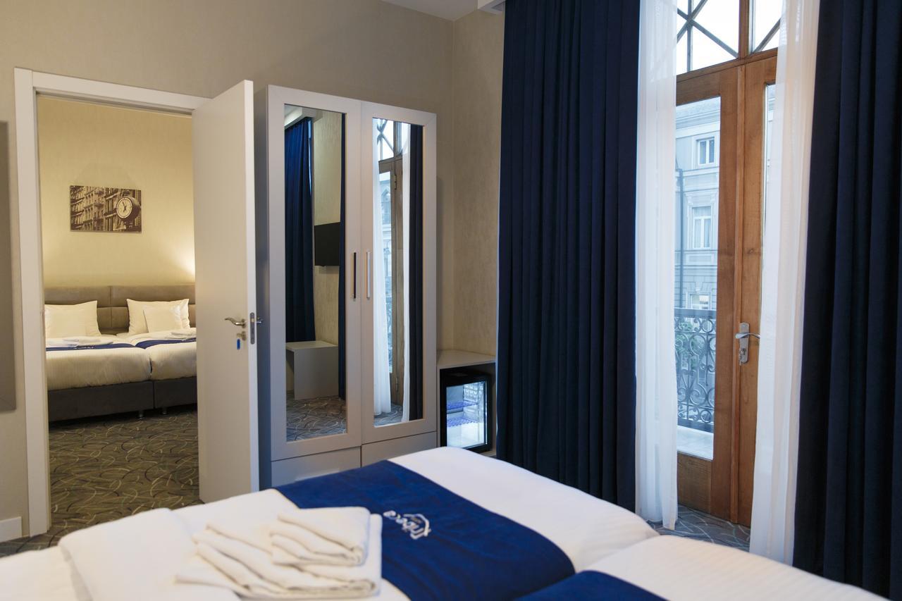 Tribeca Hotel Tbilisi Exterior foto